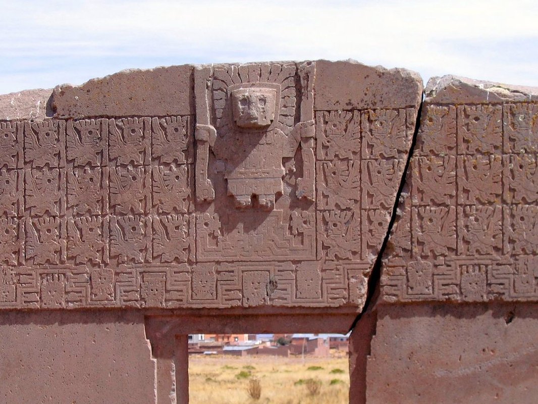Tiwanako,_la_porte_du_soleil.jpg