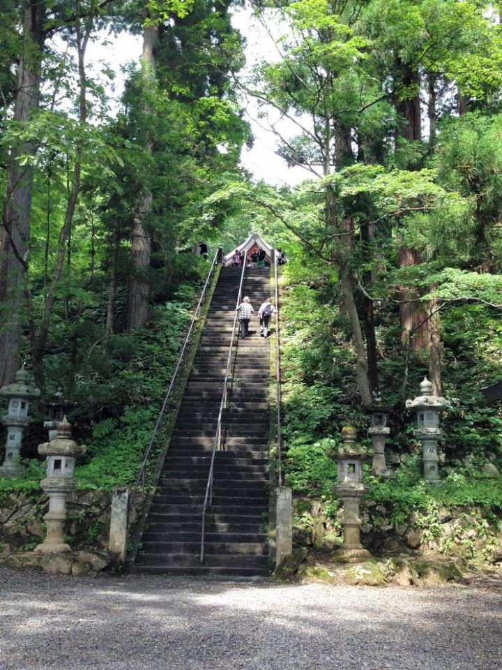 Togakushi-jinja2-720x960.jpg