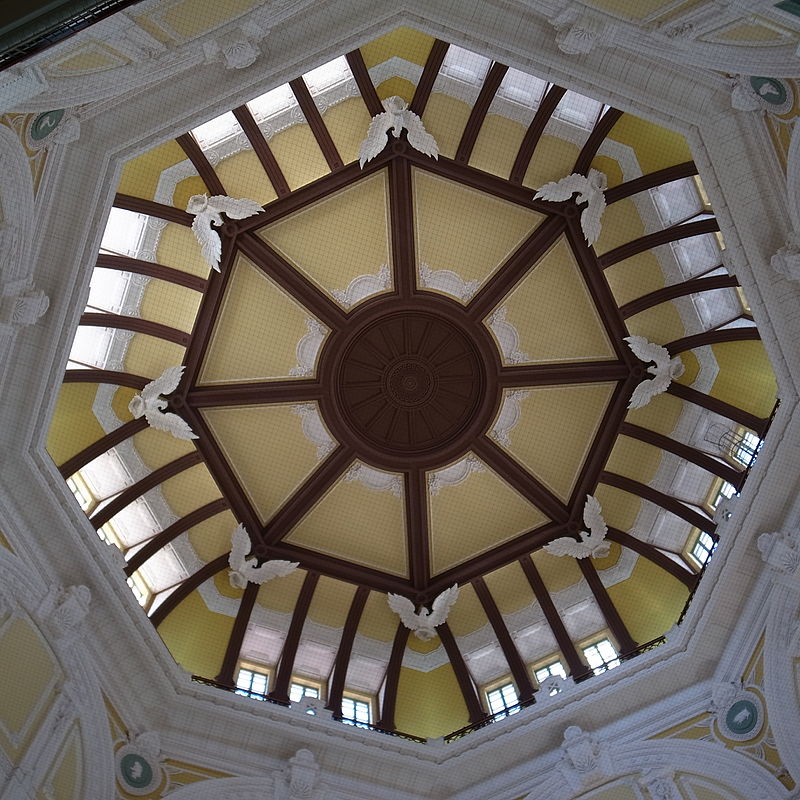 Tokyo_station_(8192491451).jpg