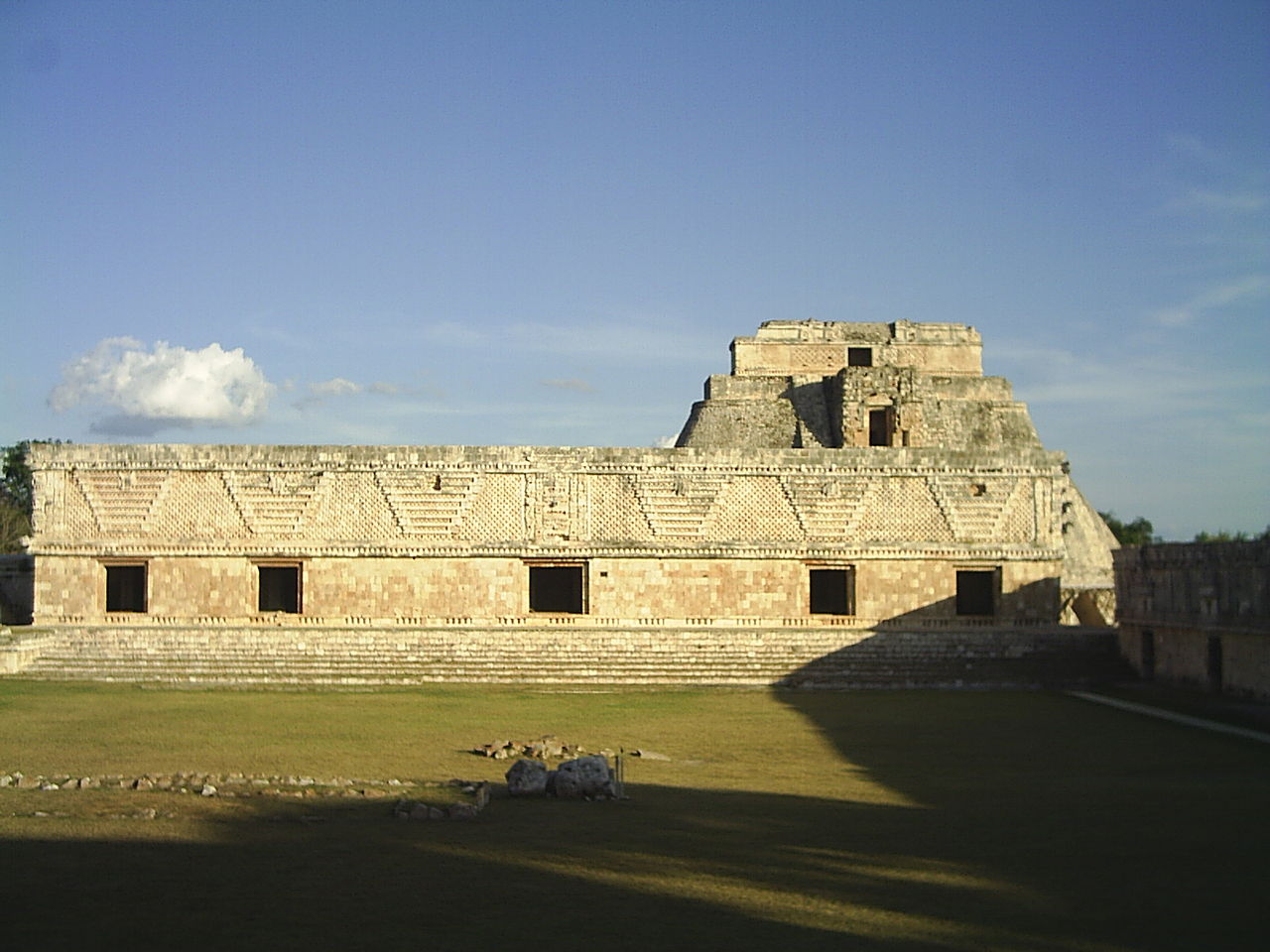 -Uxmal-mexico.jpg