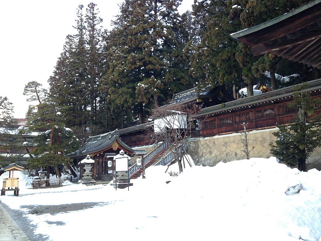 View_of_Sakurayama_Hachiman_Shrine_2.JPG