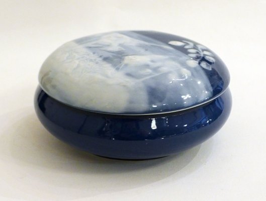 vintage-porcelain-box-with-aquatic-decor-from-camille-tharaud-9.jpg