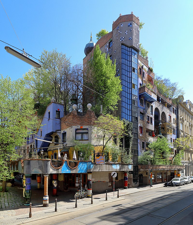 Wien_-_Hundertwasserhaus_(03).JPG