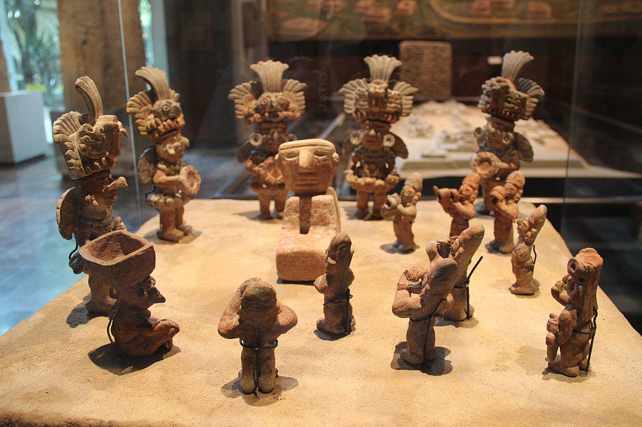 Zapotec_Ceramic_Figures.jpg