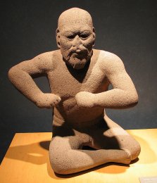 20041229-Luchador_Olmeca_(Museo_Nacional_de_Antropología)_MQ.jpg